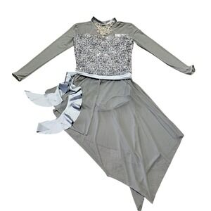 Revolution Dance‎ Silver Sequins Costume Long Sleeve Size Medium Dance Gymnastic